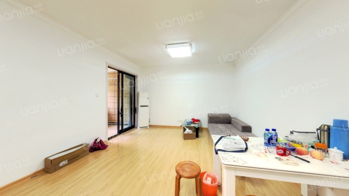 奥体新城青桐园二手房实景图