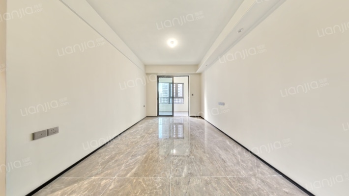 保利和悦云锦二期二手房实景图