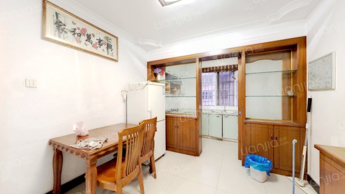 新浦花园二手房实景图