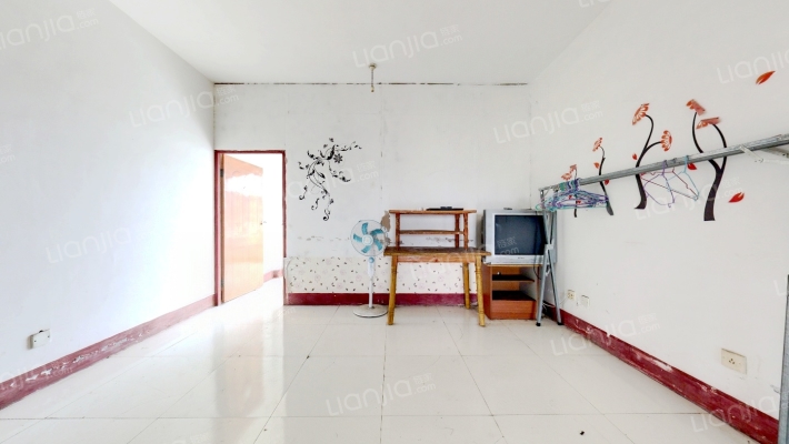 明星嘉苑二手房实景图