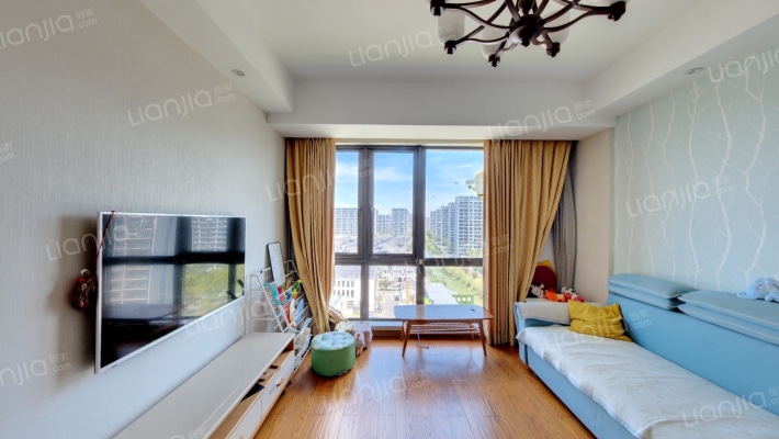 翡翠城三期二手房实景图