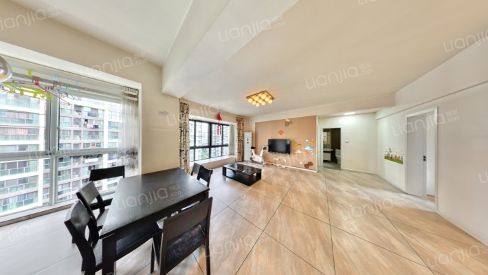 蓝岸丽景二手房实景图