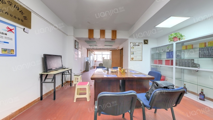 英达大厦二手房实景图