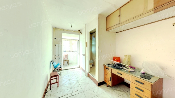 颂工街二手房实景图