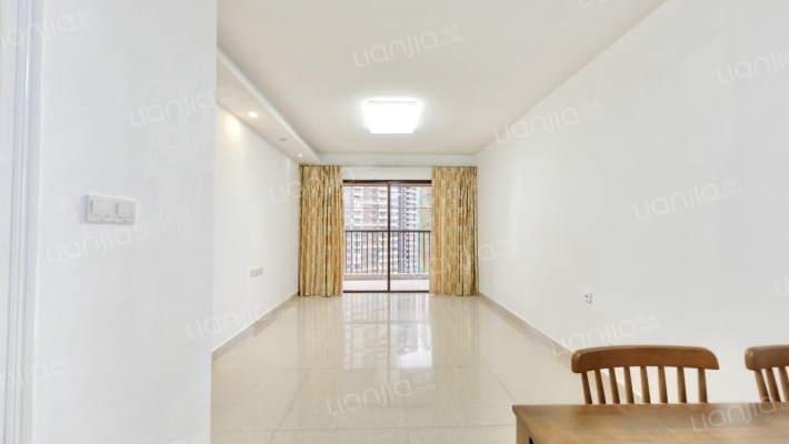 湖滨花园1期二手房实景图