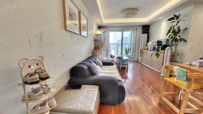 世纪之光二手房实景图