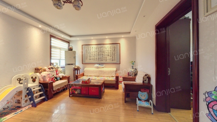 八零六公寓二手房实景图