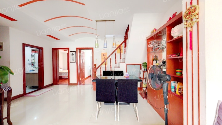 景辉家园二手房实景图