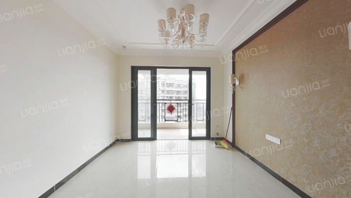 恒大名都二手房实景图