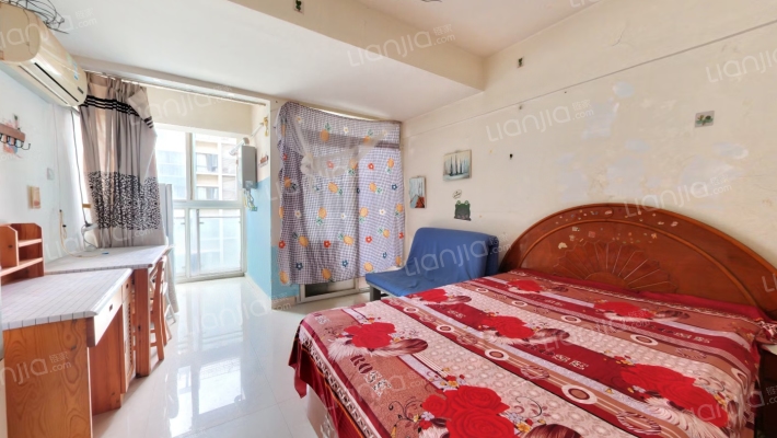 罗兰小镇二手房实景图