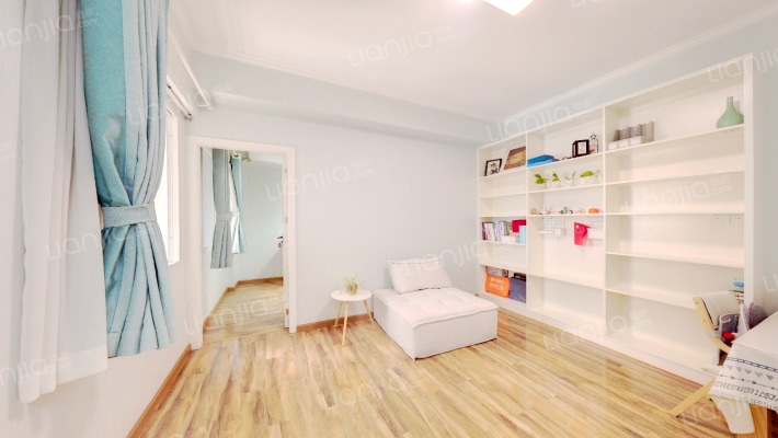 长青广场二手房实景图