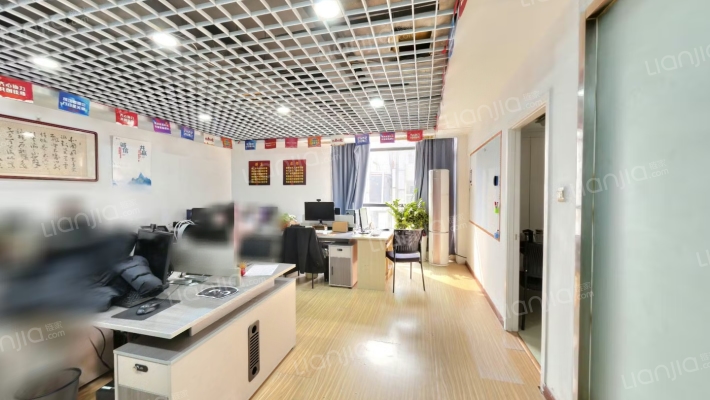 中国盒子商务楼二手房实景图