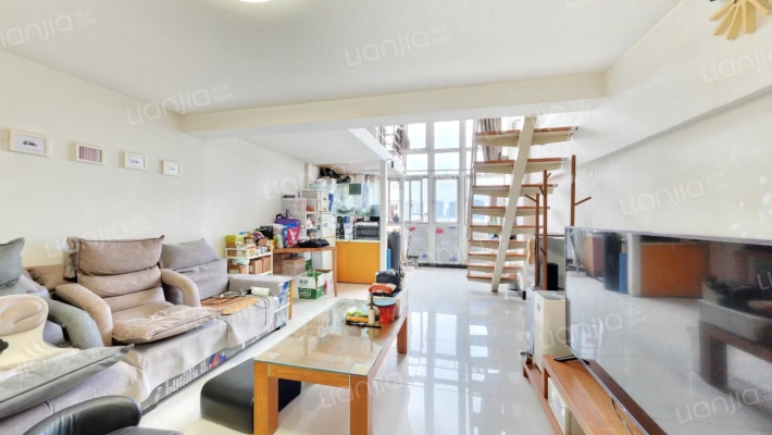 彩世界二手房实景图