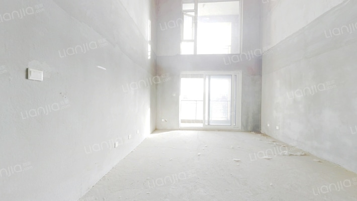 绿地城DK4二手房实景图