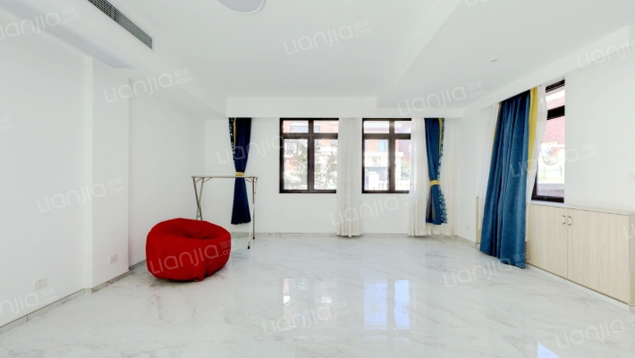 碧云壹零二手房实景图