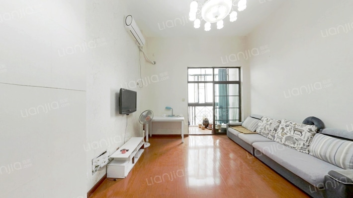 宝龙国际公寓二手房实景图