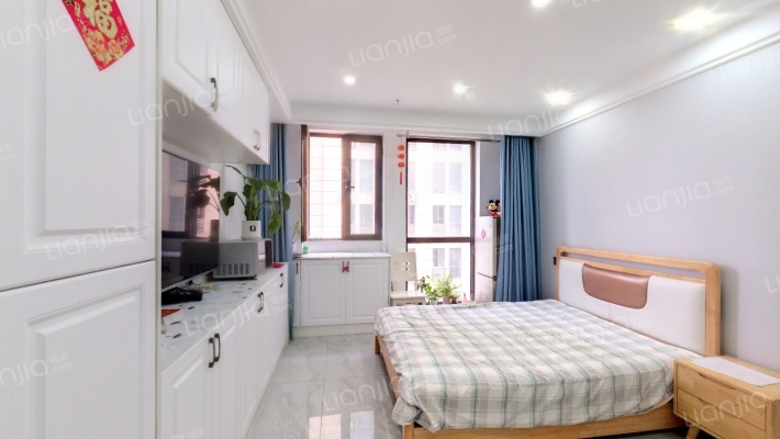 正泰江岸水苑二手房实景图