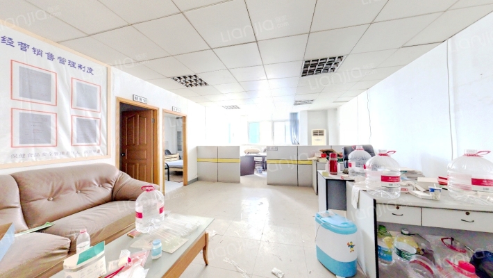 昌龙商务大厦二手房实景图