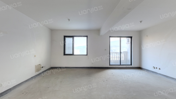 御龙湾花园二区二手房实景图