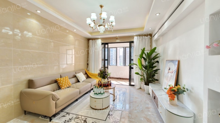 鼎峰花漫里二手房实景图