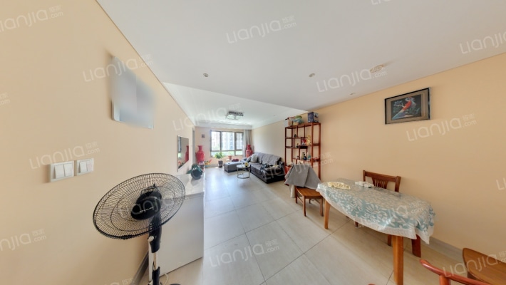 融创城融春园二手房实景图