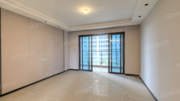 领峰花园二手房实景图