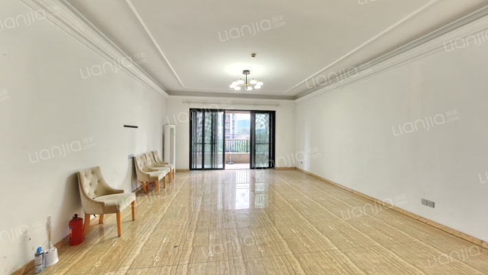 春江名筑二手房实景图