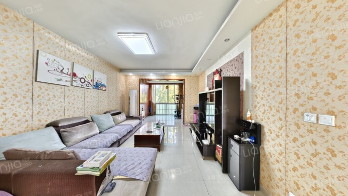 津城绿地二手房实景图