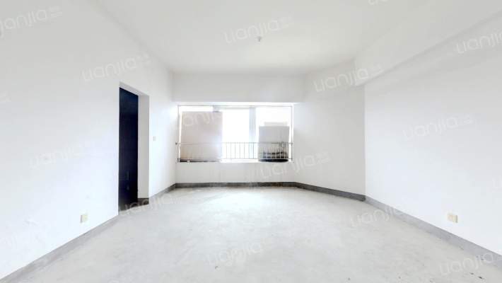 绿地蓝海庭二手房实景图