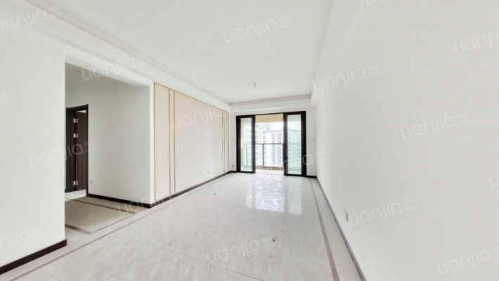 重庆融创文旅城御珑二手房实景图