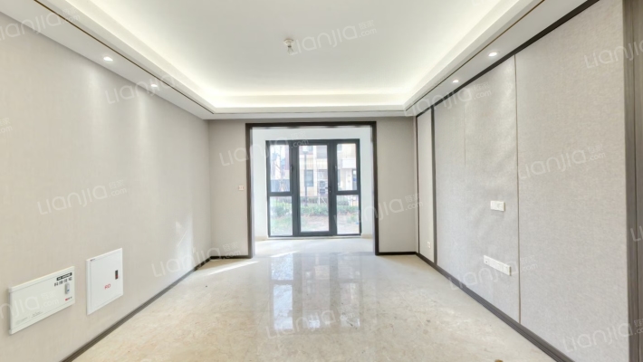 静湖壹号二手房实景图