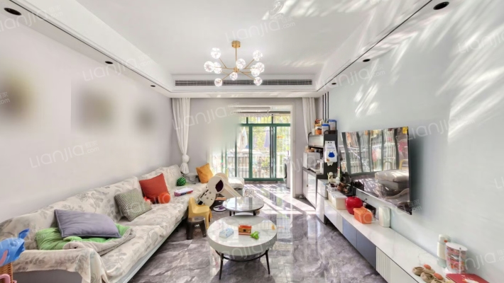 金山嘉苑三区二手房实景图