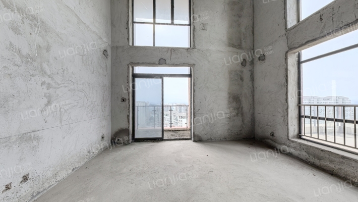 怡安皇庭二手房实景图