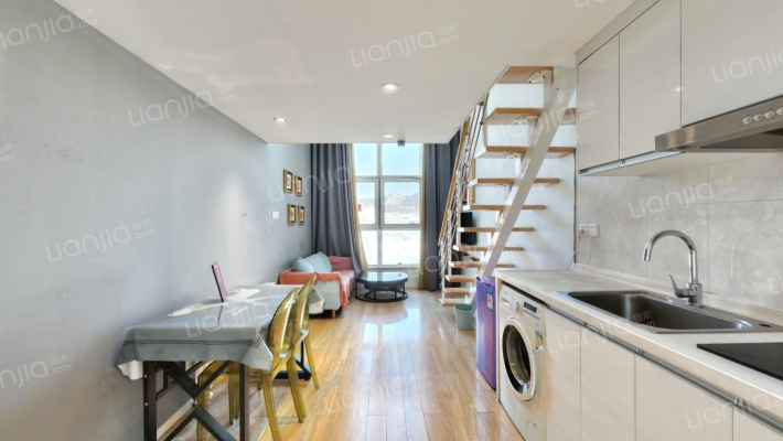 保利中央公园北区二手房实景图