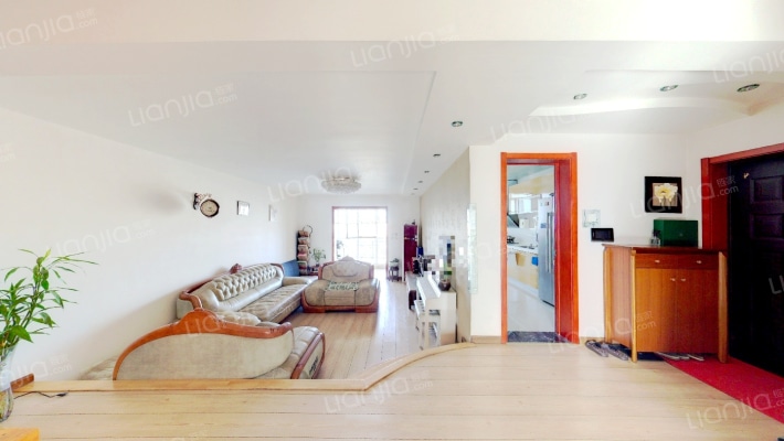 碧海白天鹅二手房实景图