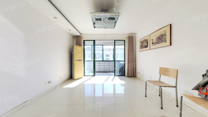 四季宜景苑二手房实景图