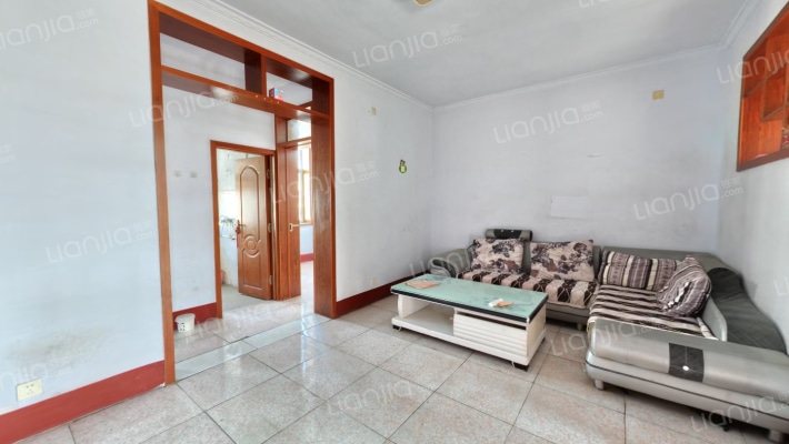 五金厂宿舍二手房实景图