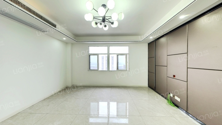 金州星城二手房实景图