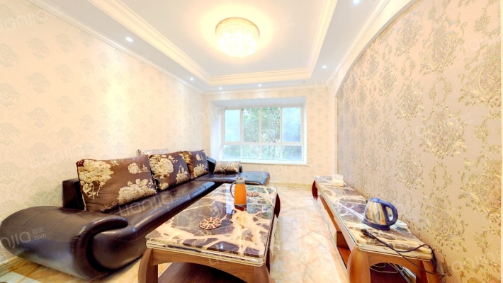 合能珍宝琥珀二手房实景图