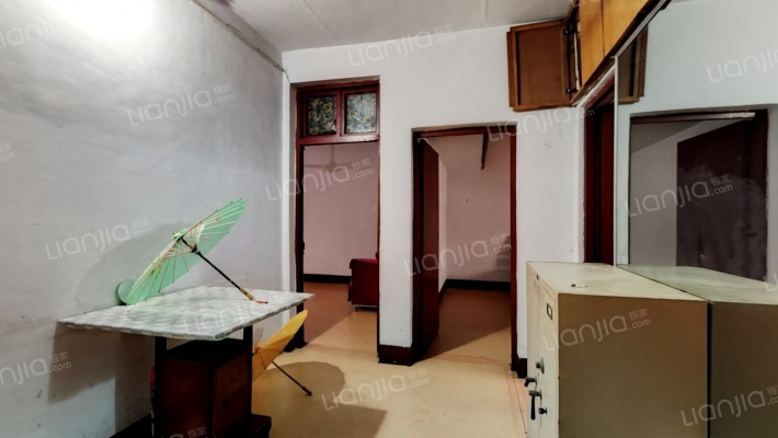 纺织品家属院二手房实景图