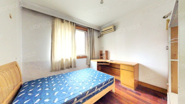 香山新村西北街坊二手房实景图