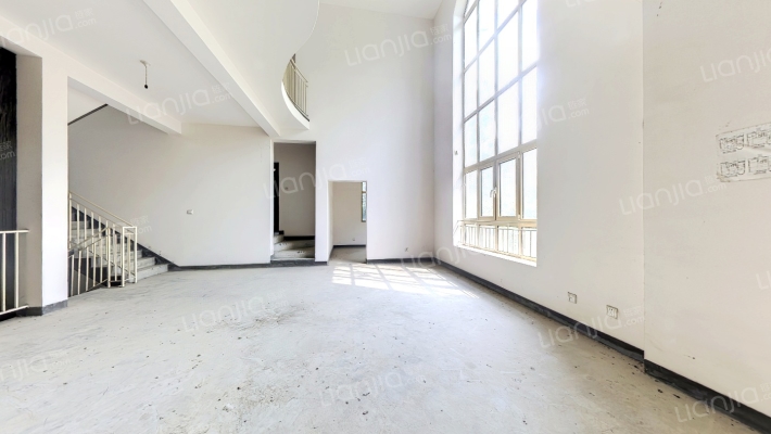 明丰环湖花园二手房实景图