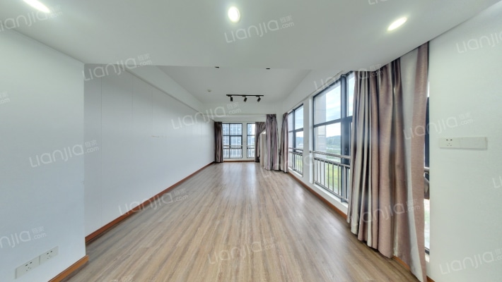 富春港二手房实景图