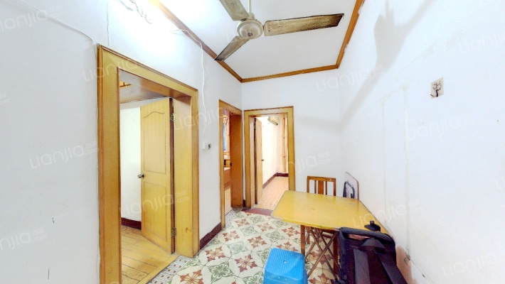 尹江岸社区二手房实景图