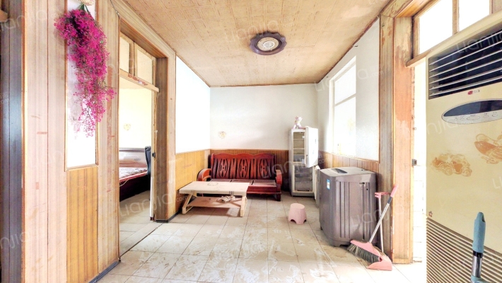 医药站8号院二手房实景图