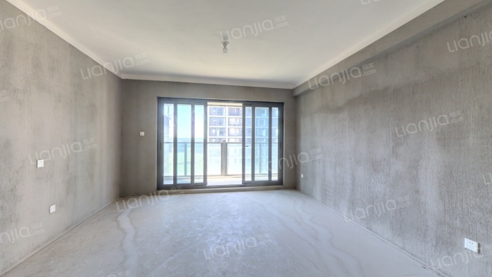 鸿翔云望雅苑二手房实景图