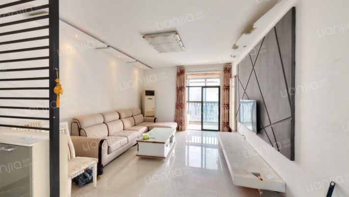 香颂雅苑二手房实景图