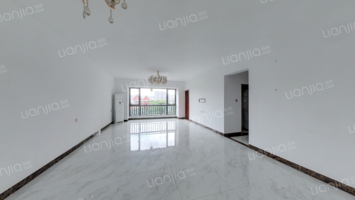 朝南维港半岛二手房实景图