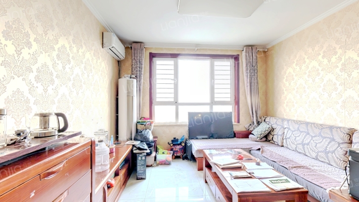 鹏渤新加坡花园 1室1厅 东-客厅