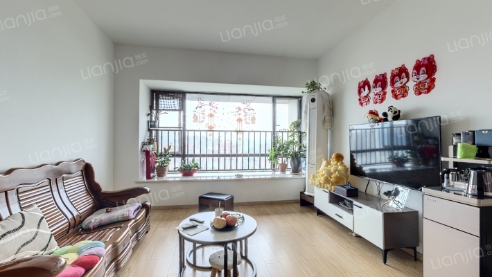 城投置地梧桐栖1期二手房实景图